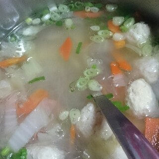 鶏団子スープ